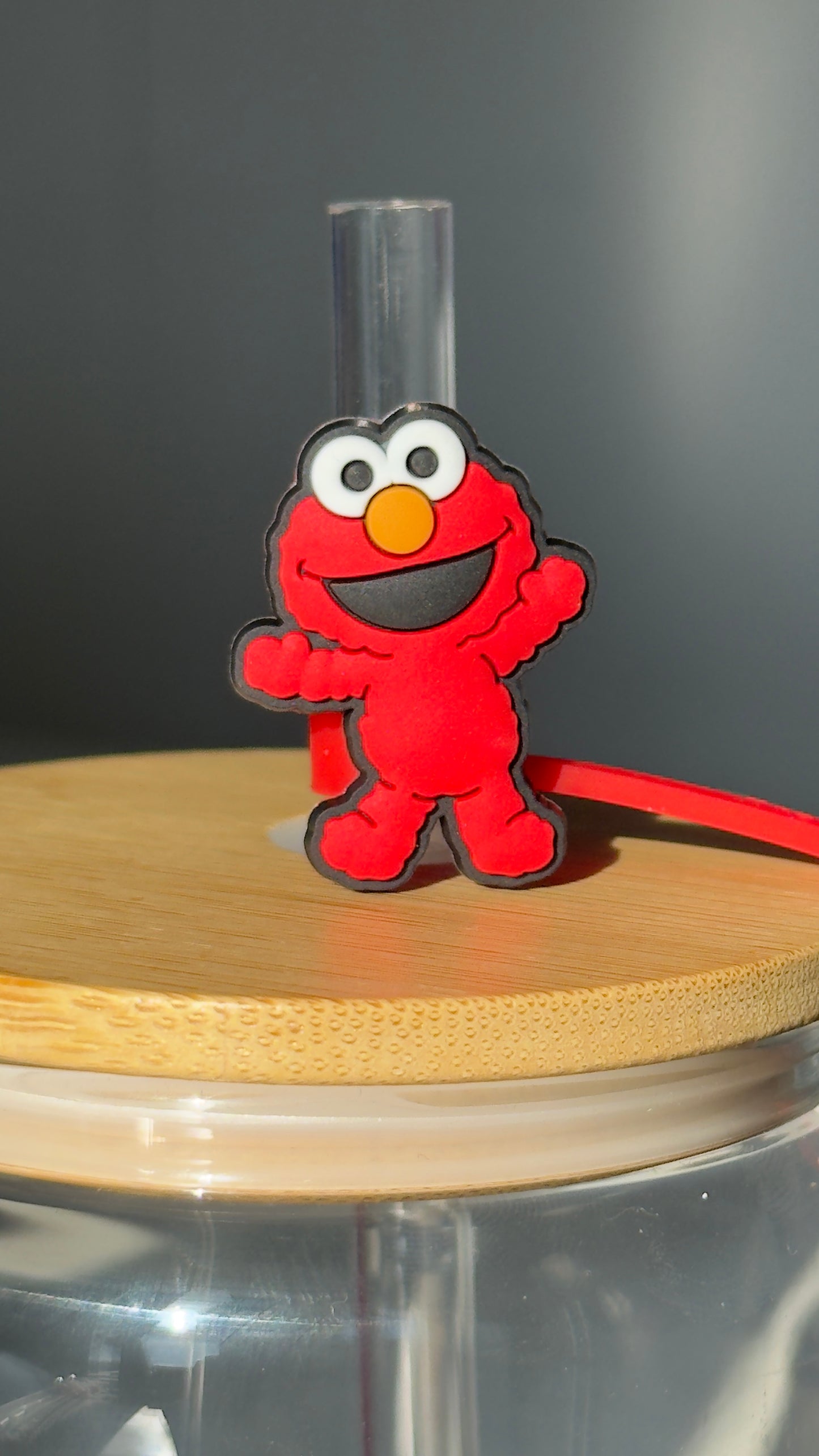 Elmo Straw Topper