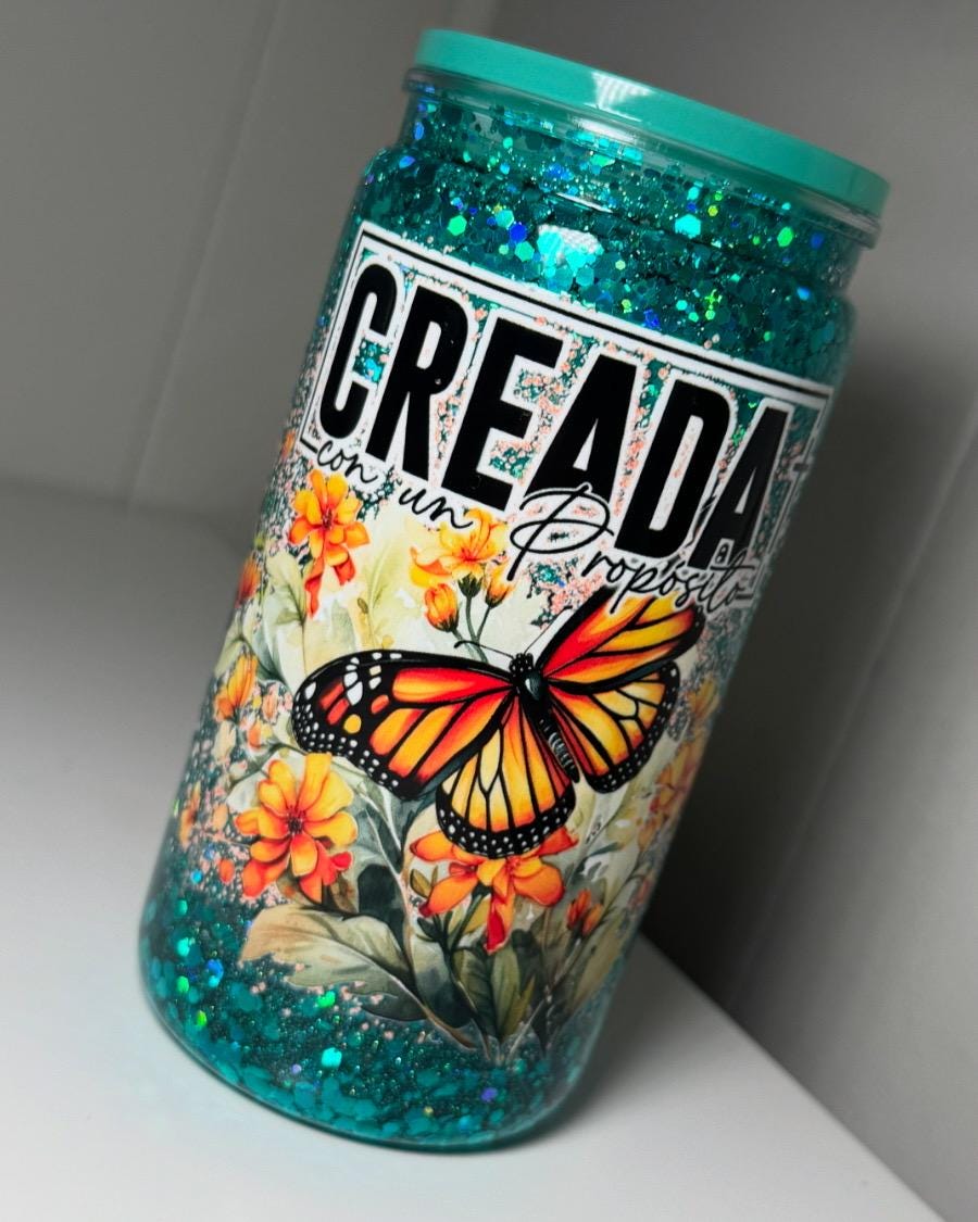 Christian Snowglobe Tumbler: "Creada con un propósito" - Blue
